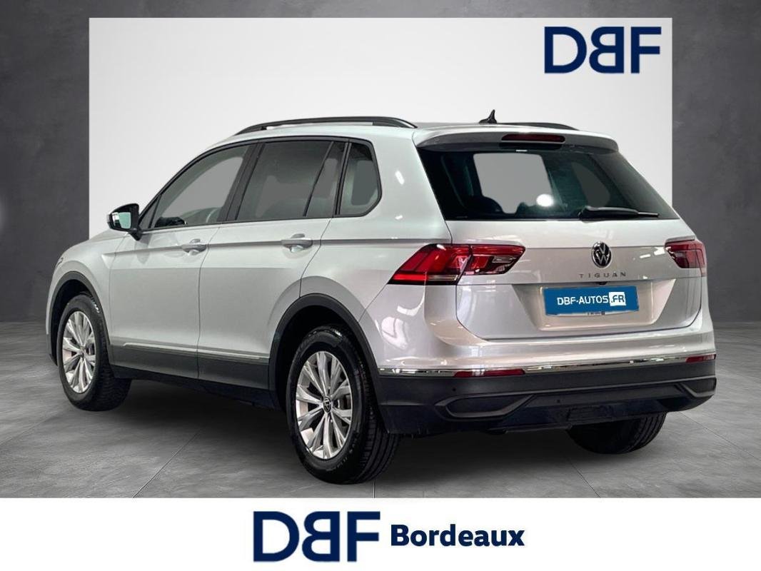 Volkswagen Tiguan - Photo 3