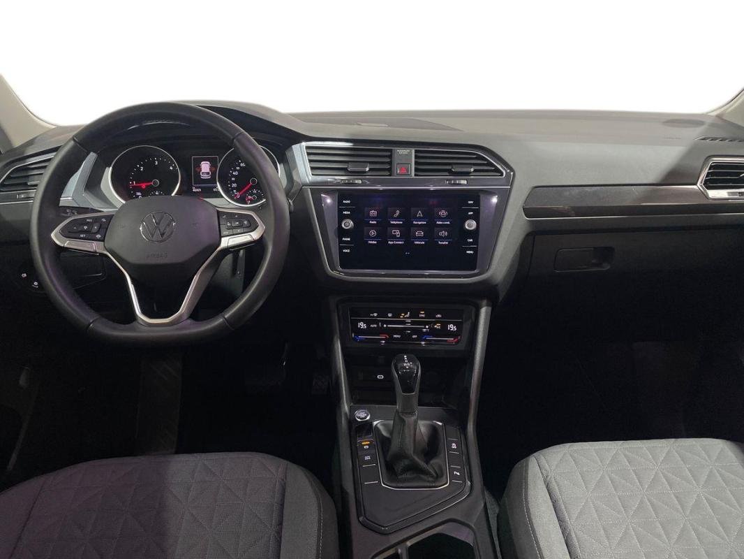 Volkswagen Tiguan - Photo 8