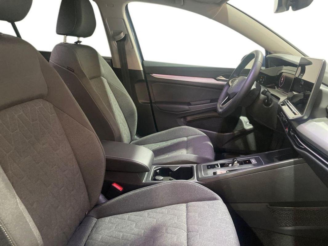 Volkswagen Golf - Photo 13