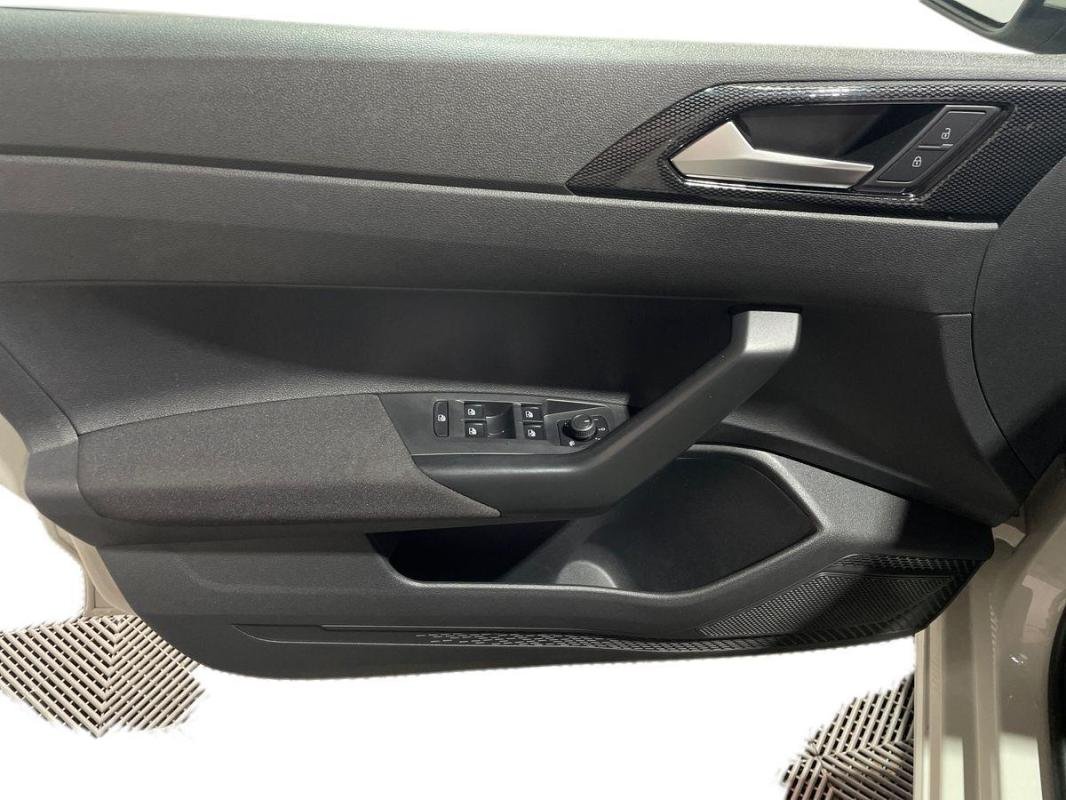 Volkswagen Polo - Photo 15