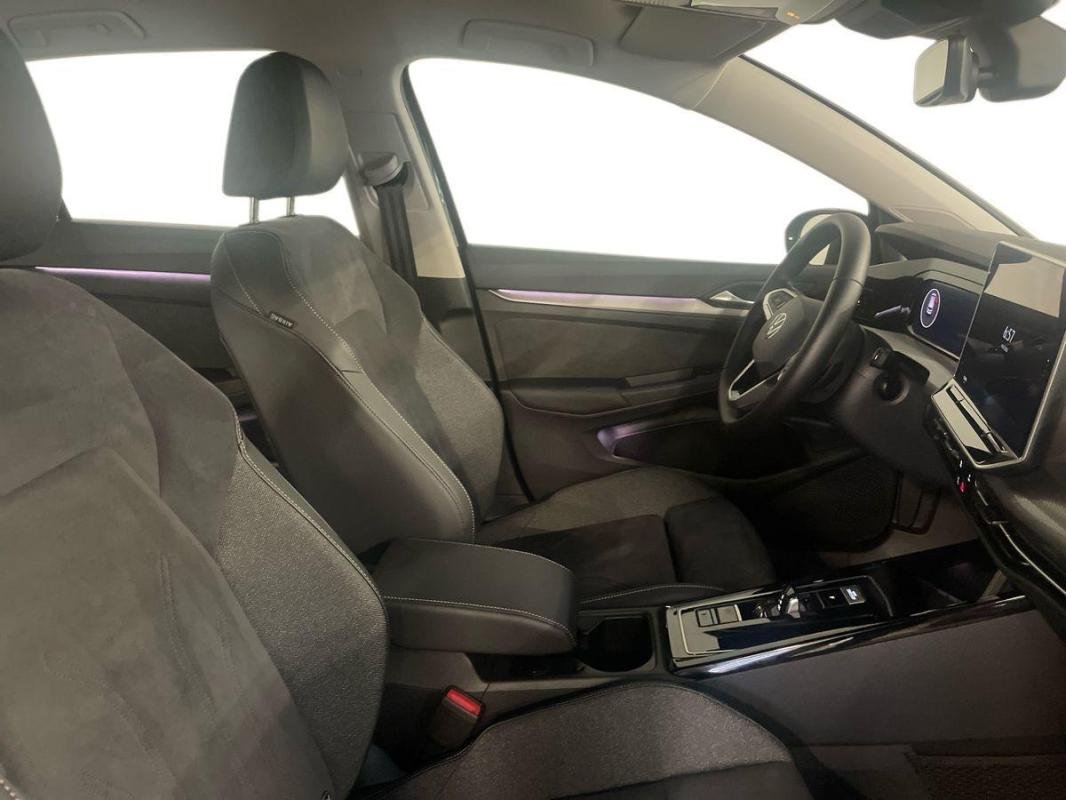 Volkswagen Golf - Photo 13