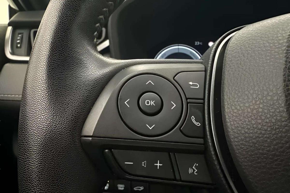 Toyota RAV4 - Photo 14