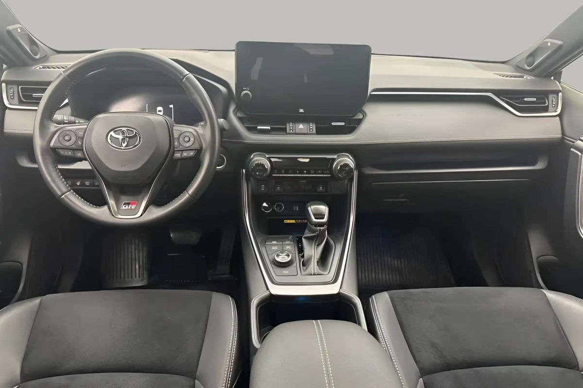 Toyota RAV4 - Photo 5