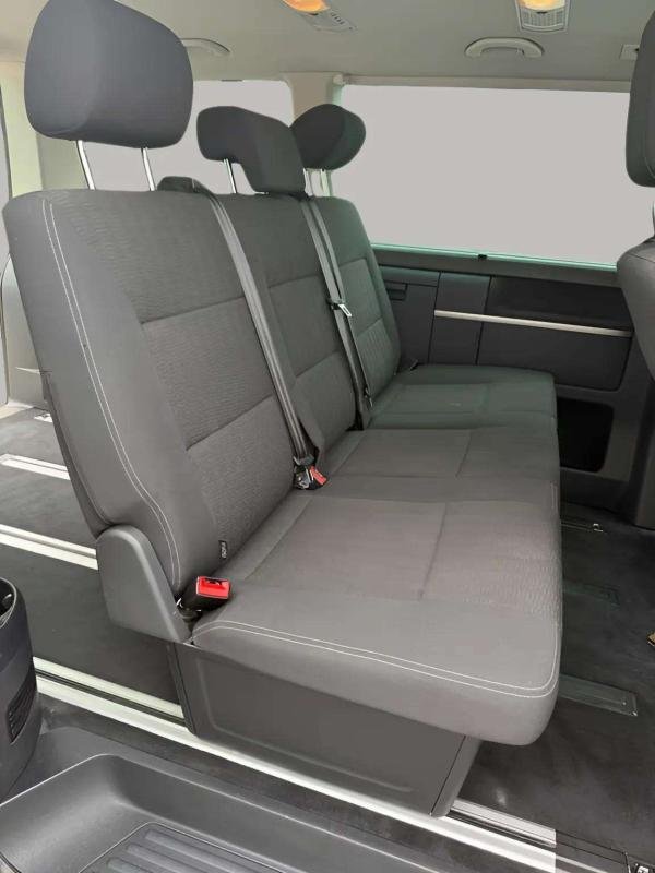 Volkswagen Multivan - Photo 4