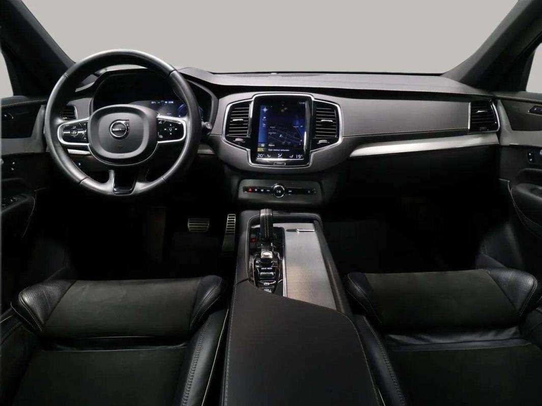 Volvo XC90 - Photo 15