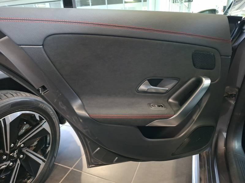 Mercedes CLA - Photo 31
