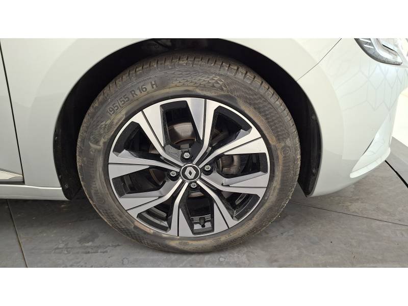 Renault Clio - Photo 36