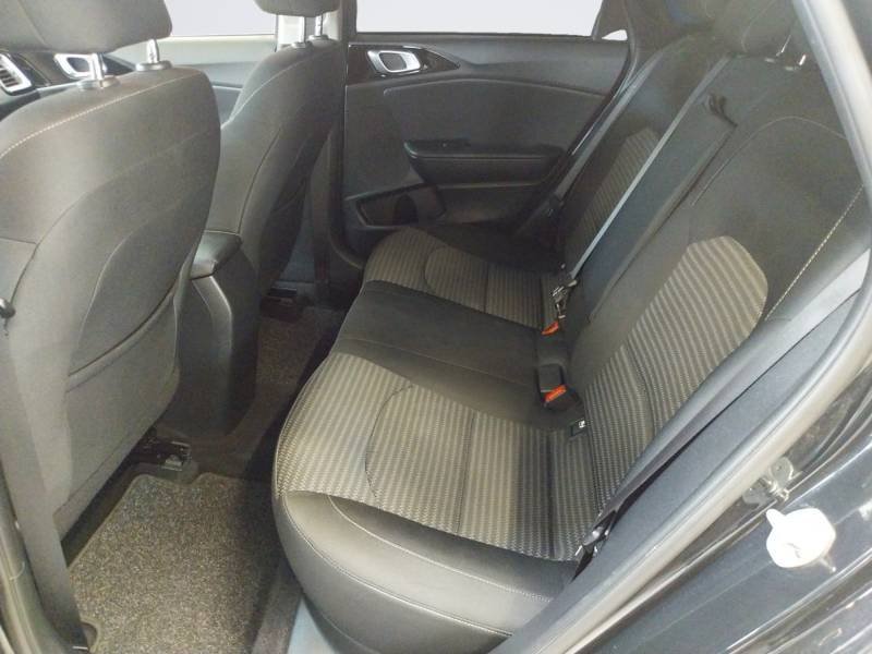 Kia CEED - Photo 12