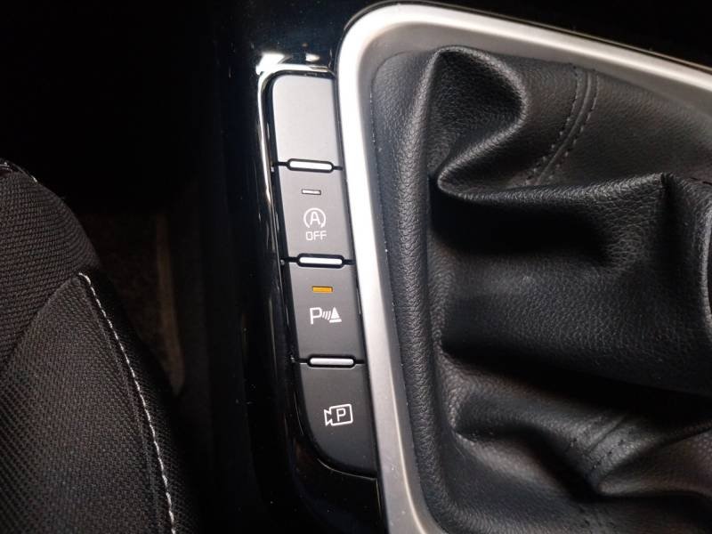 Kia CEED - Photo 19