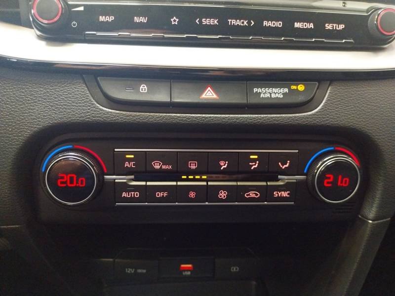Kia CEED - Photo 21