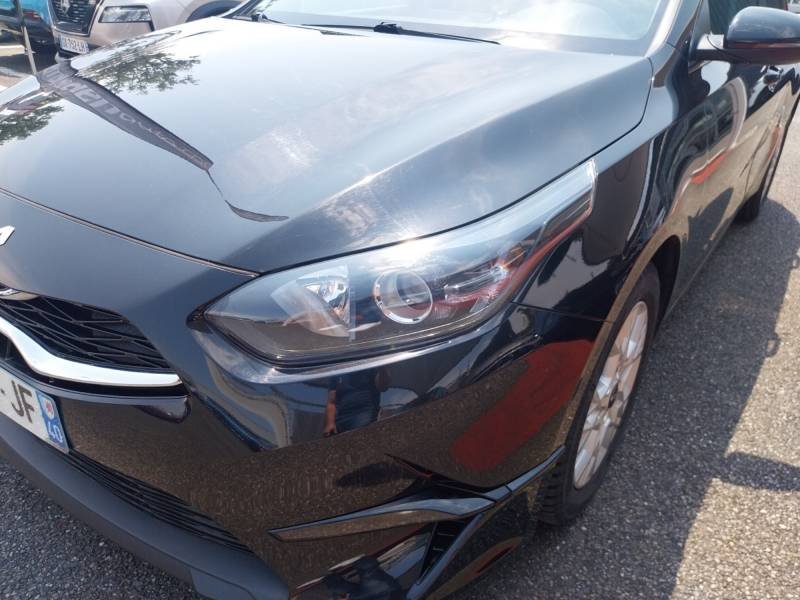 Kia CEED - Photo 33