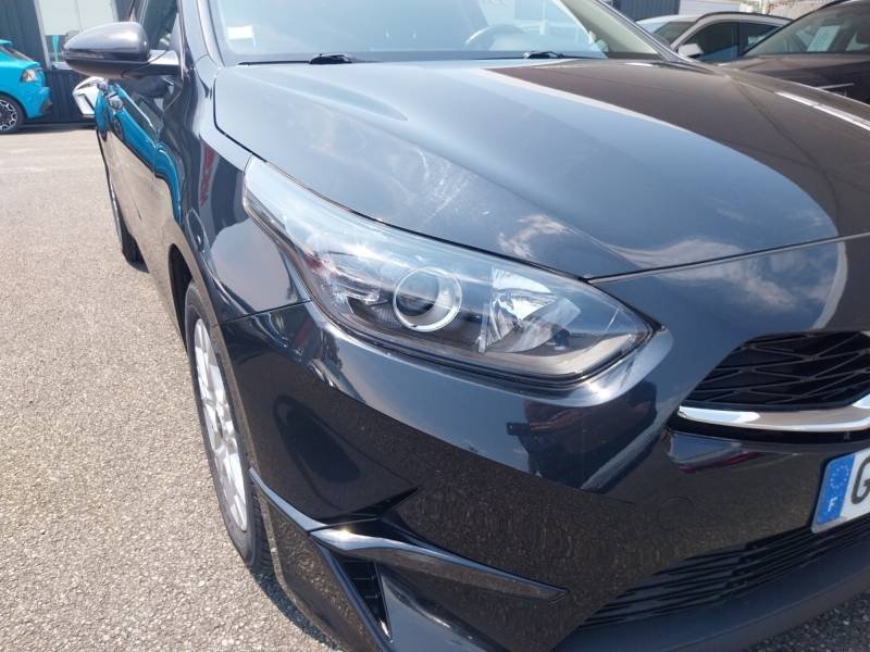 Kia CEED - Photo 34