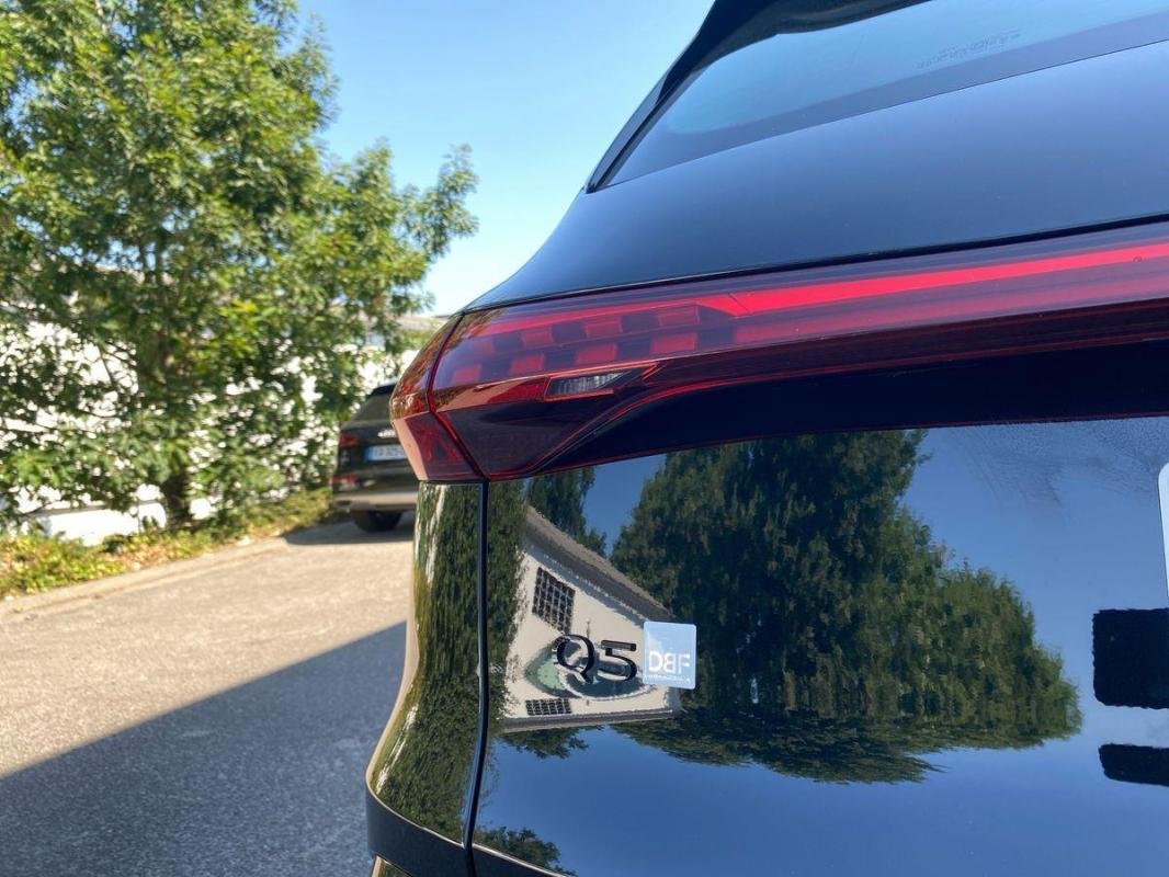 Audi Q5 - Photo 11