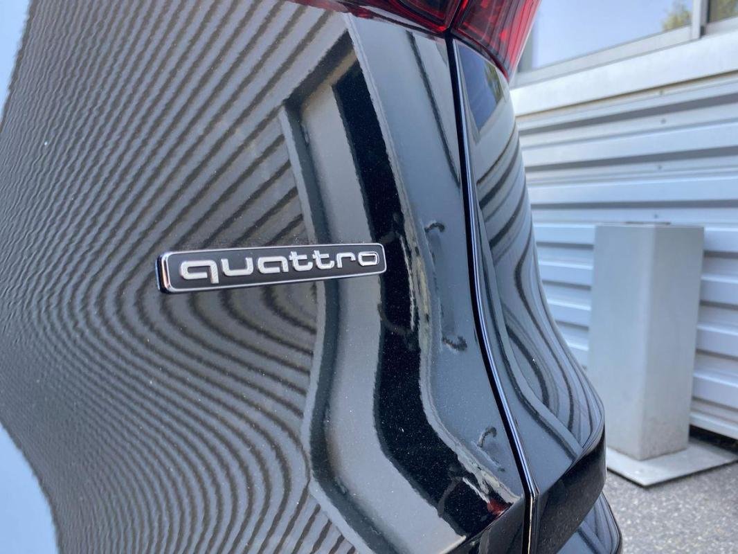 Audi Q5 - Photo 8