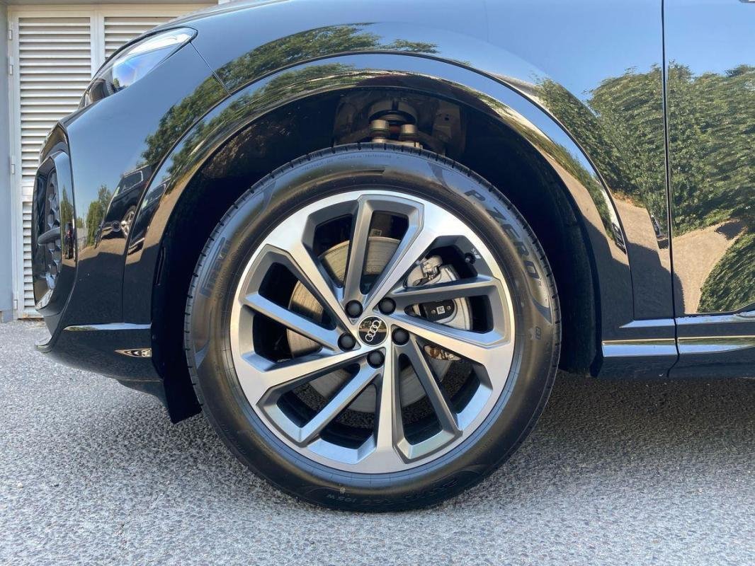 Audi Q5 - Photo 10