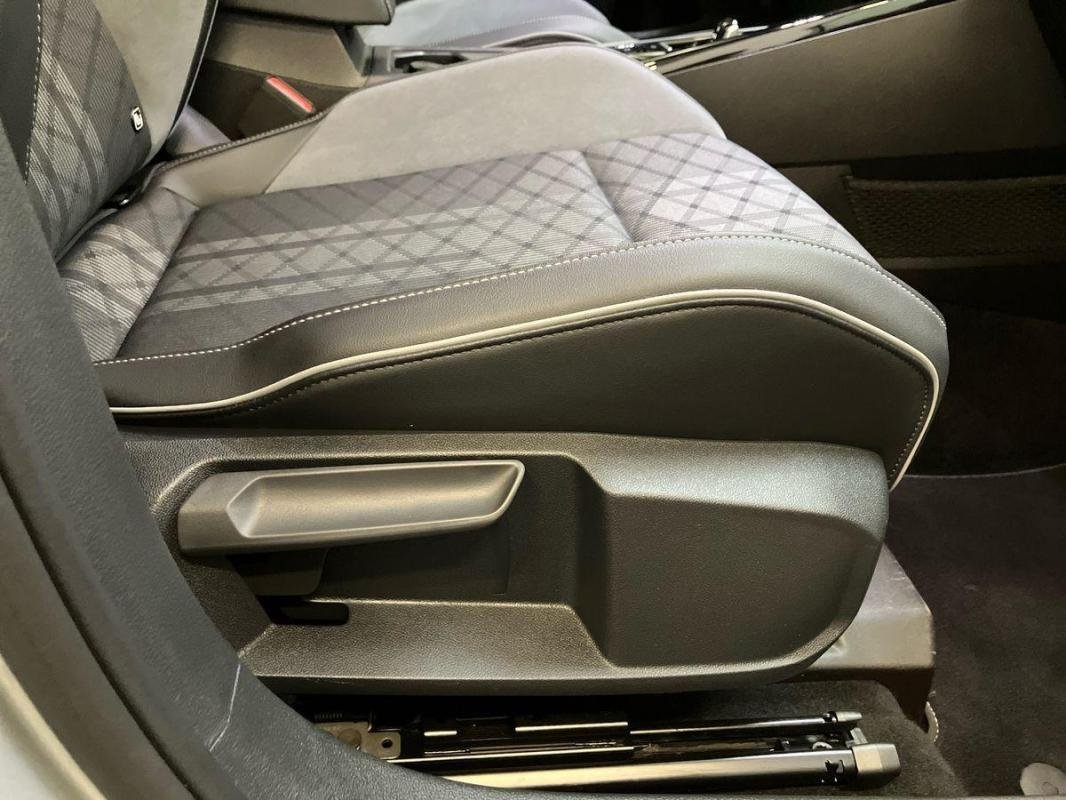 Volkswagen Golf - Photo 14