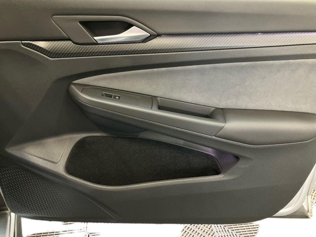 Volkswagen Golf - Photo 15