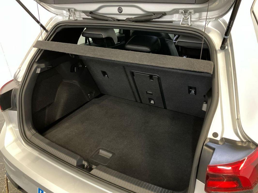 Volkswagen Golf - Photo 32