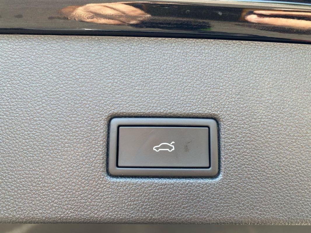 Volkswagen T-Roc - Photo 31