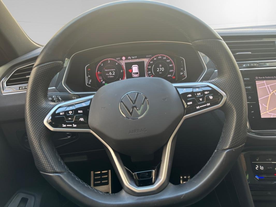 Volkswagen Tiguan - Photo 11