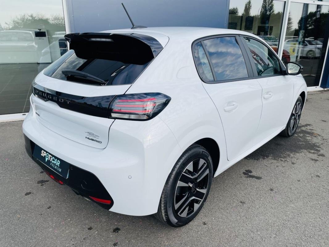 Peugeot 208 - Photo 11