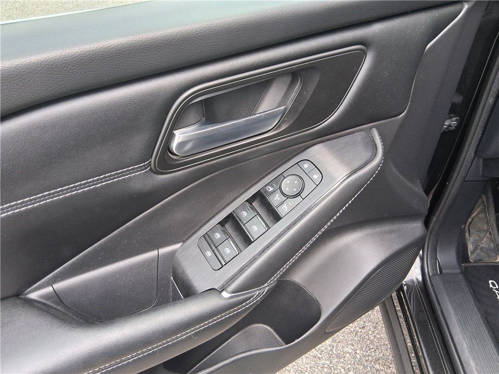 Nissan Qashqai - Photo 12