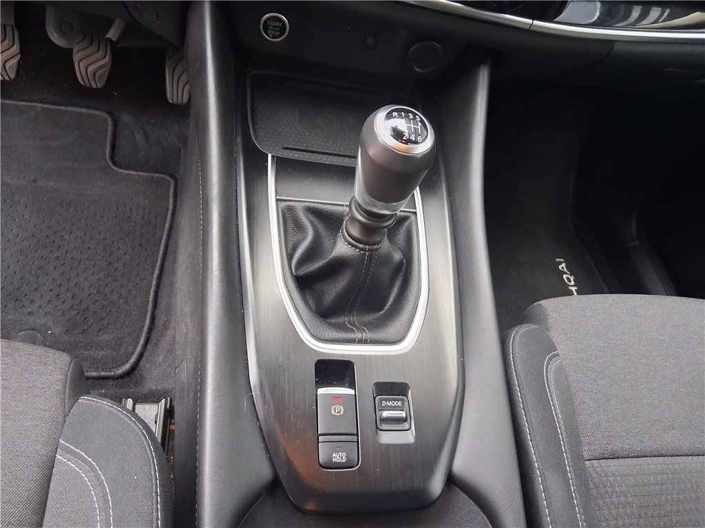 Nissan Qashqai - Photo 10