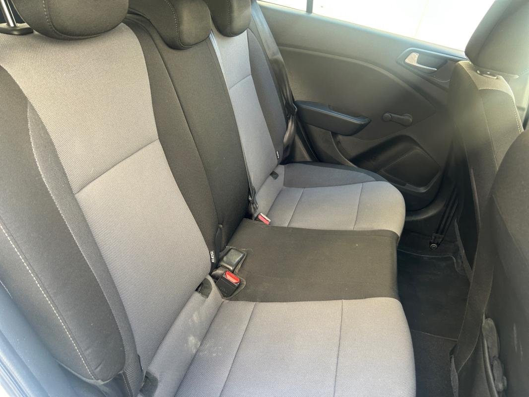 Hyundai i20 - Photo 15