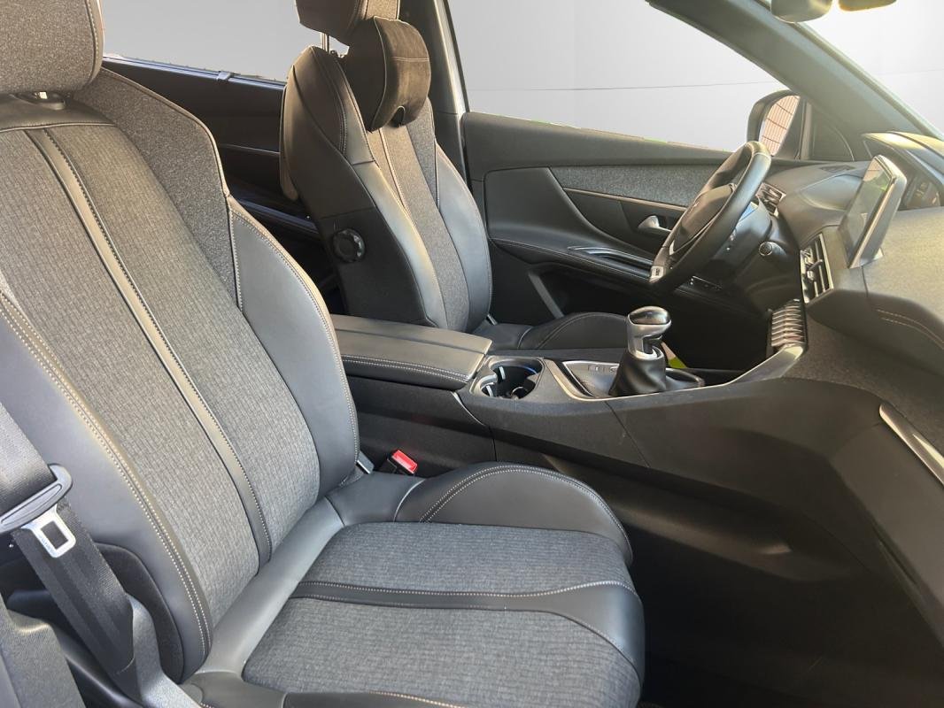 Peugeot 5008 - Photo 26