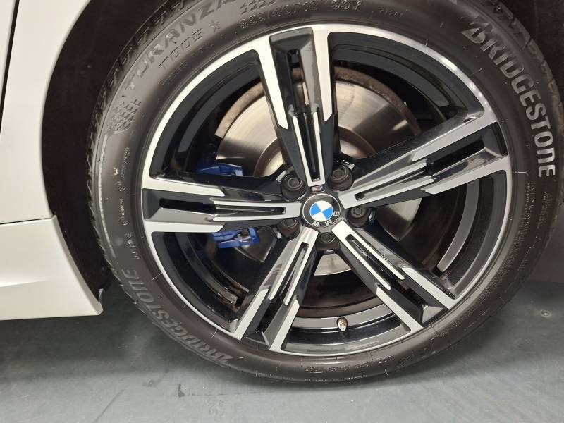 BMW Série 3 - Photo 22