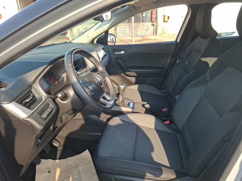 Renault Captur - Photo 10