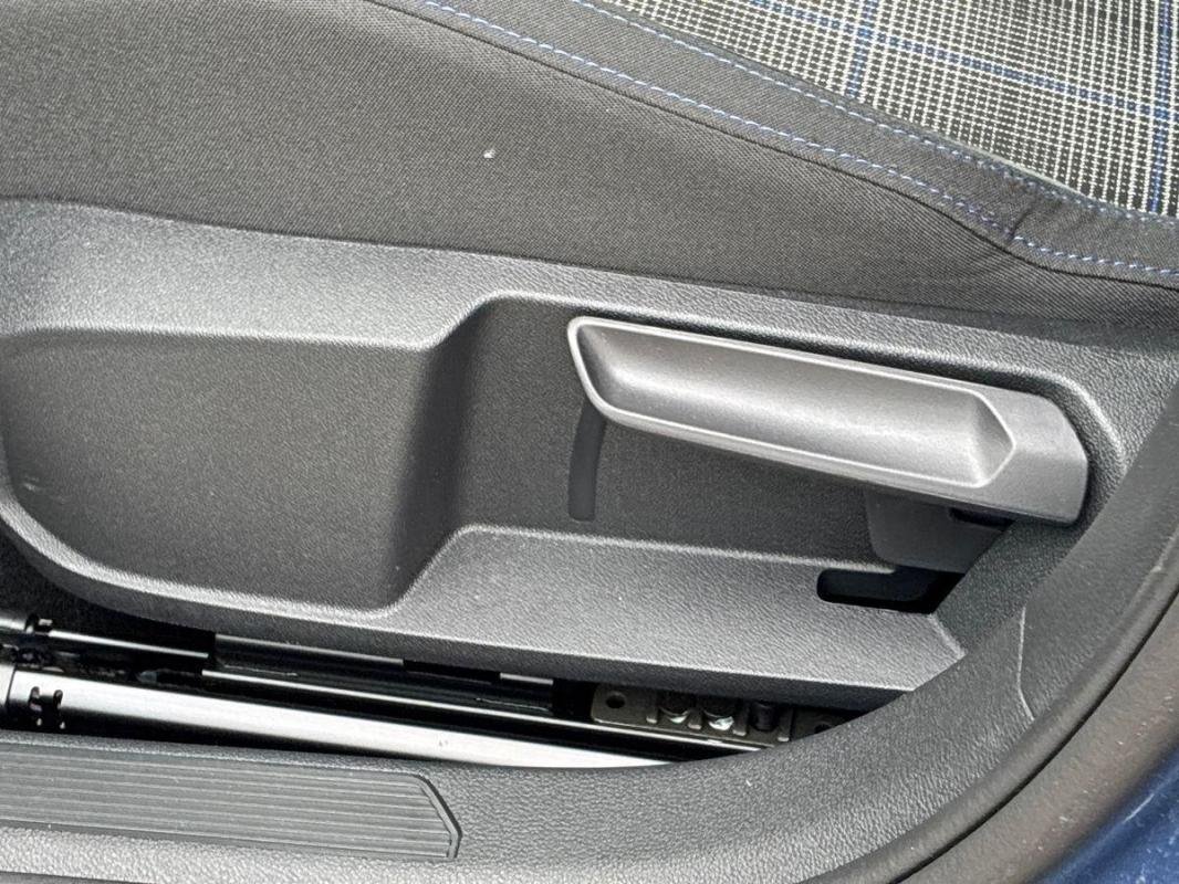 Volkswagen Golf - Photo 14