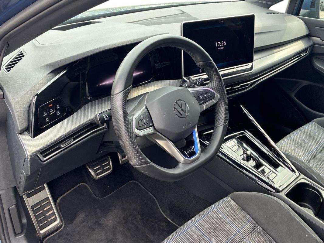 Volkswagen Golf - Photo 9