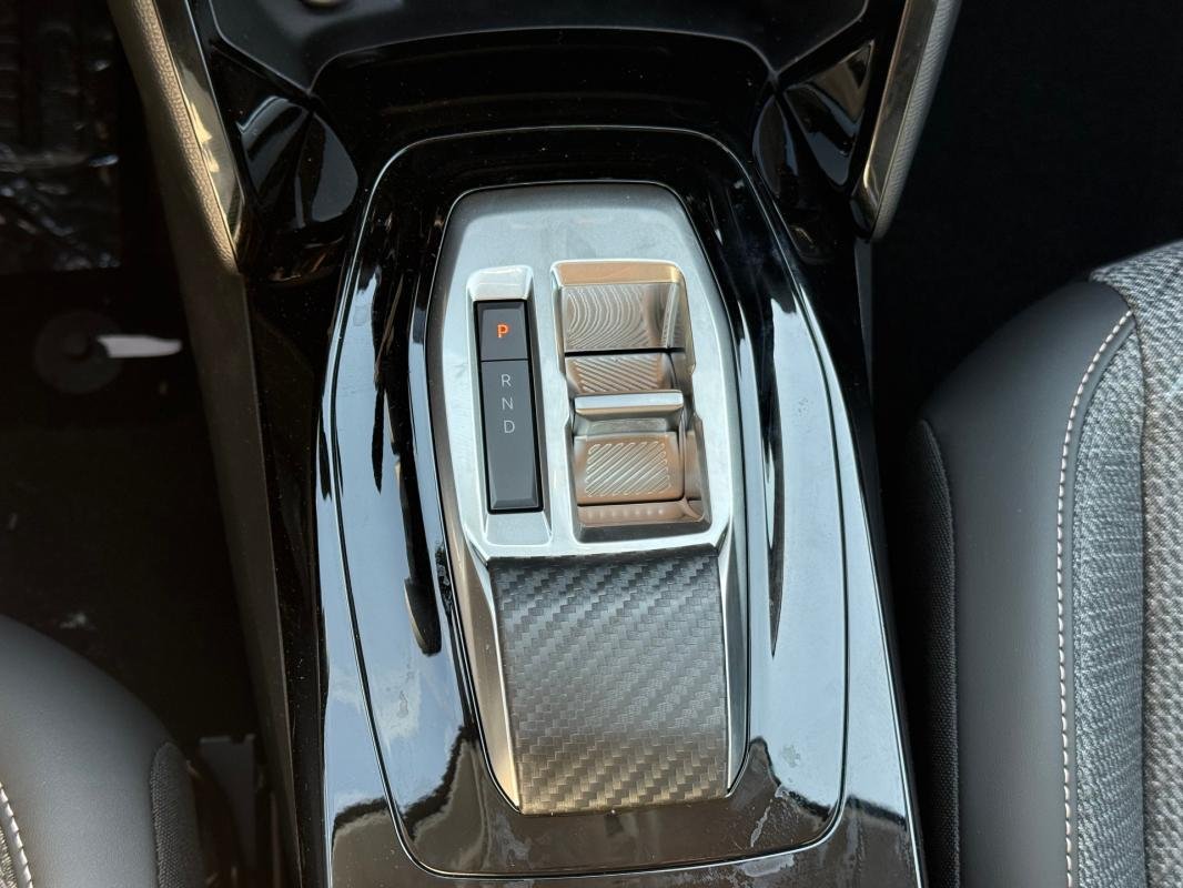 Peugeot 208 - Photo 14