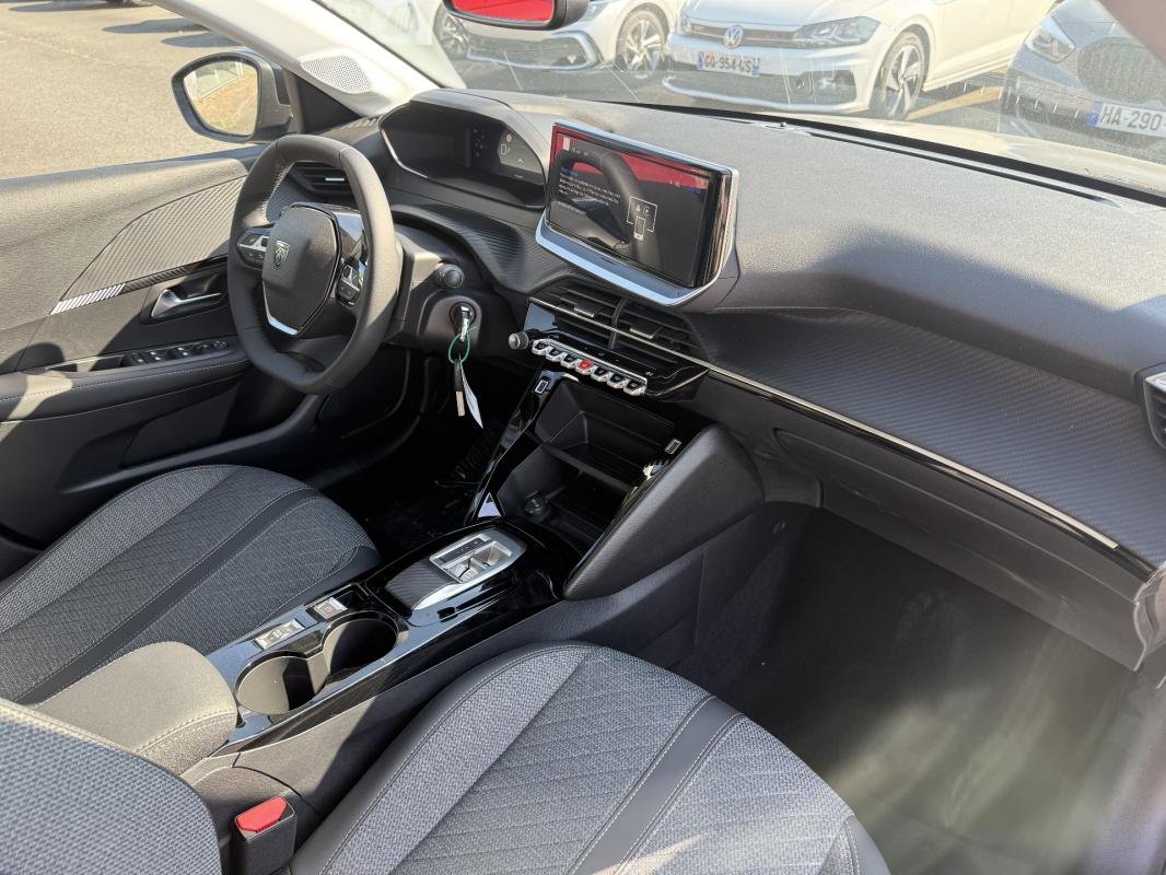 Peugeot 208 - Photo 28