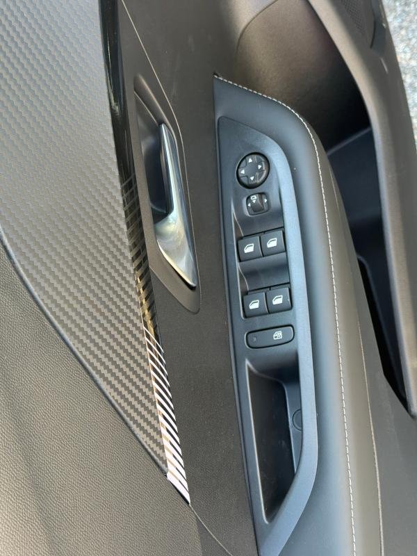 Peugeot 208 - Photo 8