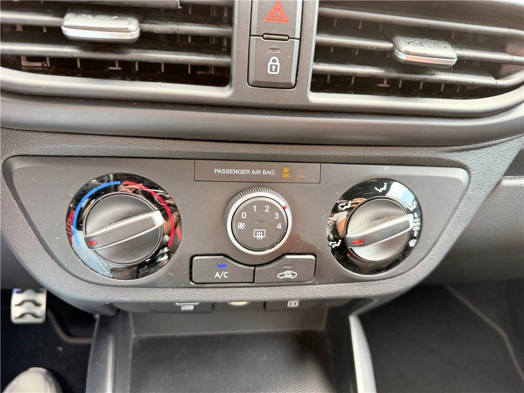 Hyundai i10 - Photo 15