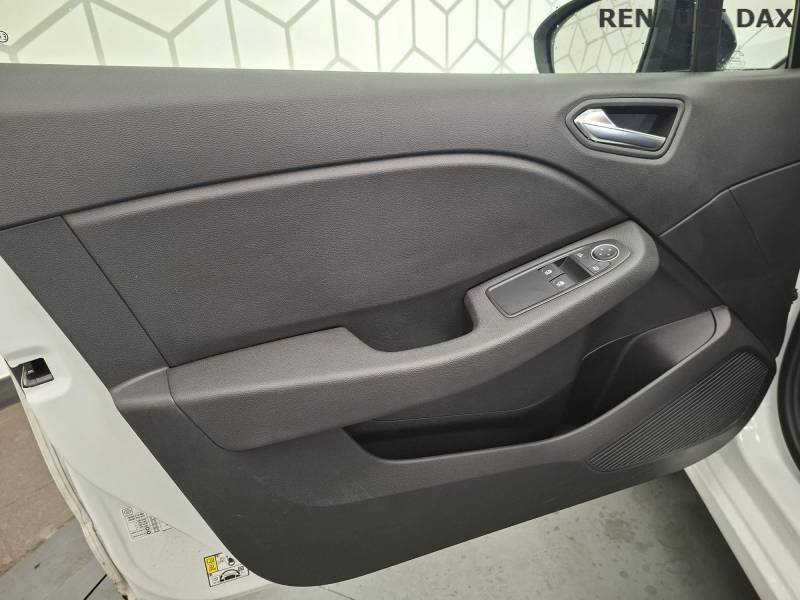 Renault Clio - Photo 21