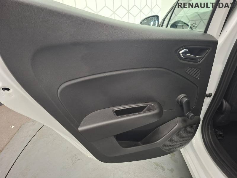 Renault Clio - Photo 22