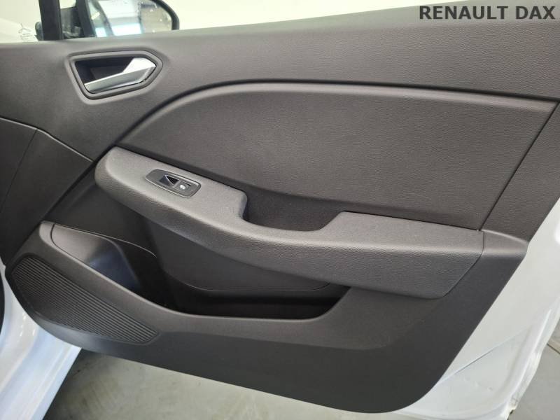 Renault Clio - Photo 21
