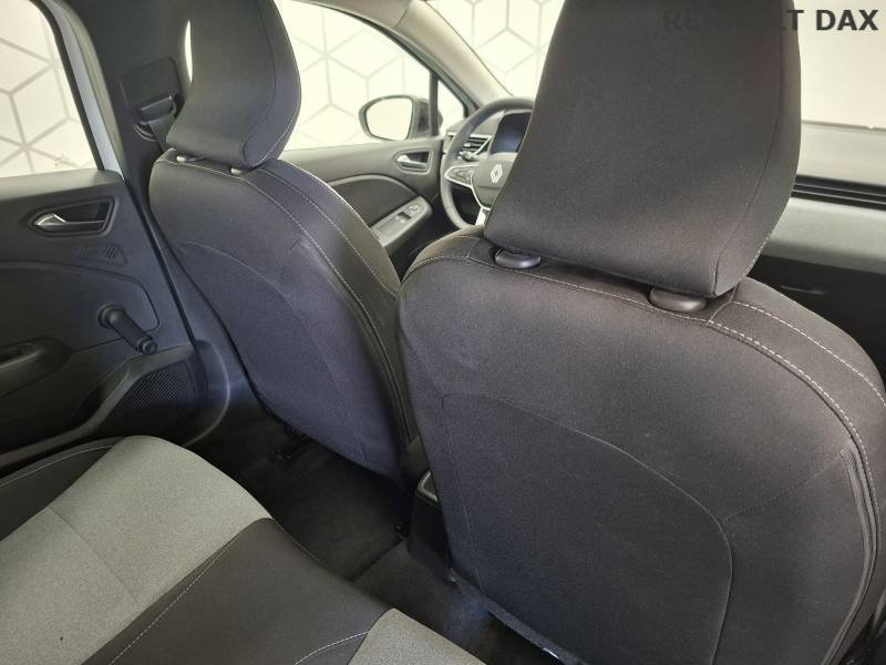 Renault Clio - Photo 24