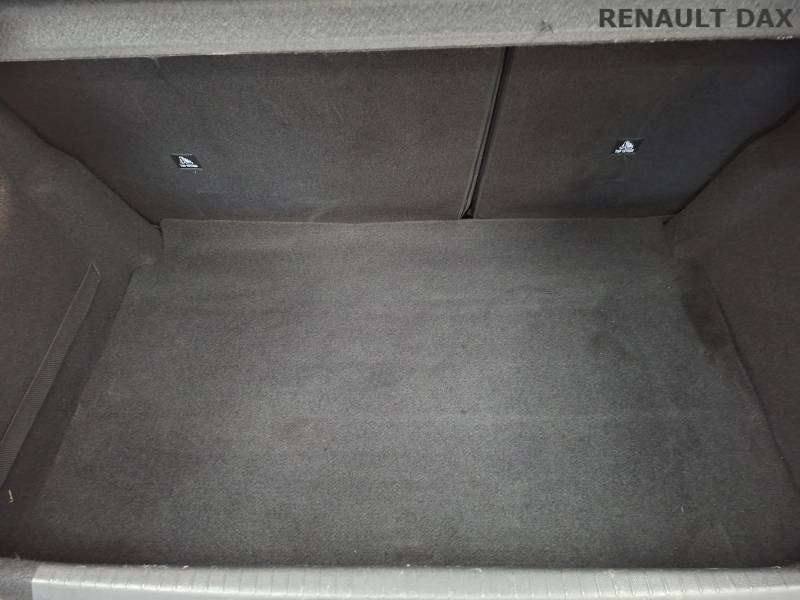 Peugeot 208 - Photo 18
