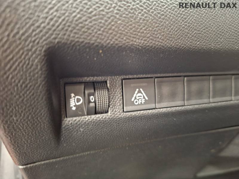 Peugeot 208 - Photo 36