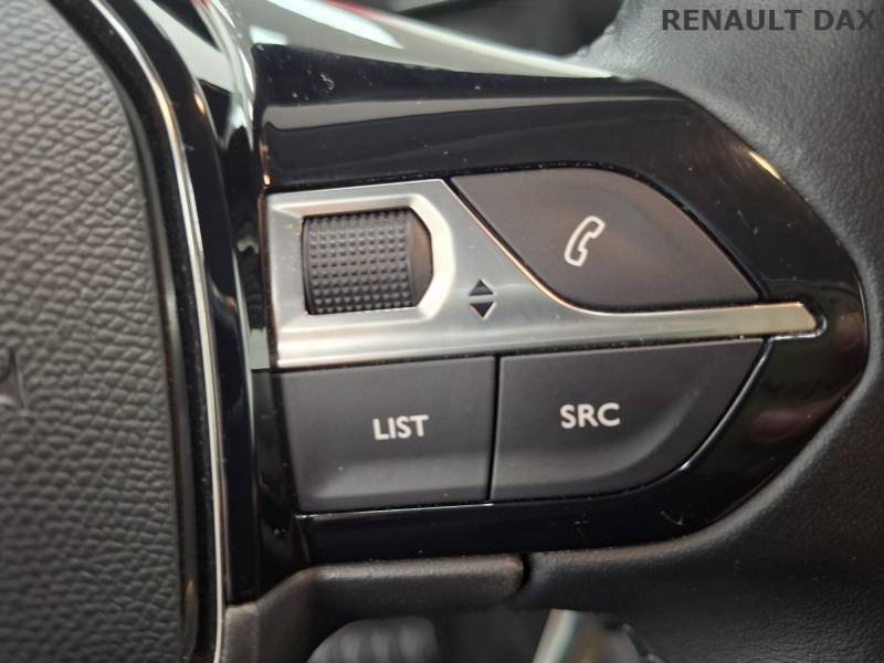 Peugeot 208 - Photo 38