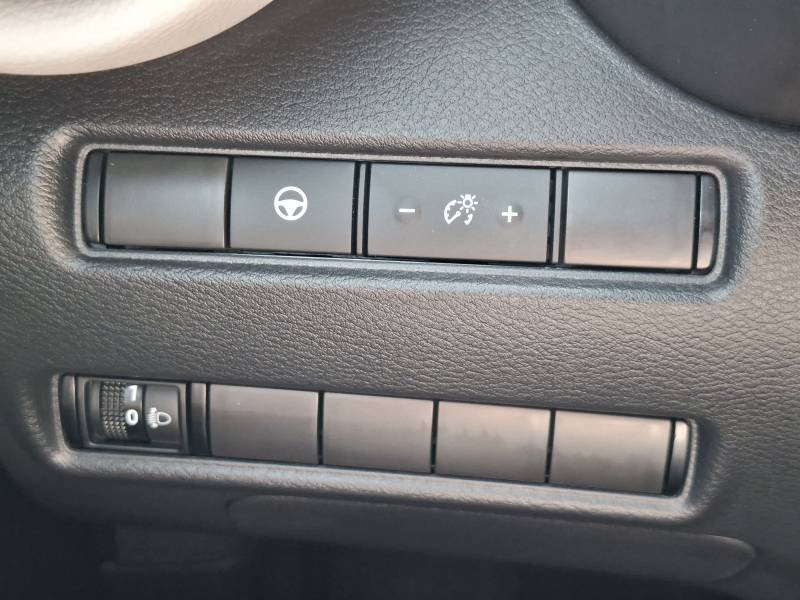 Nissan Juke - Photo 28