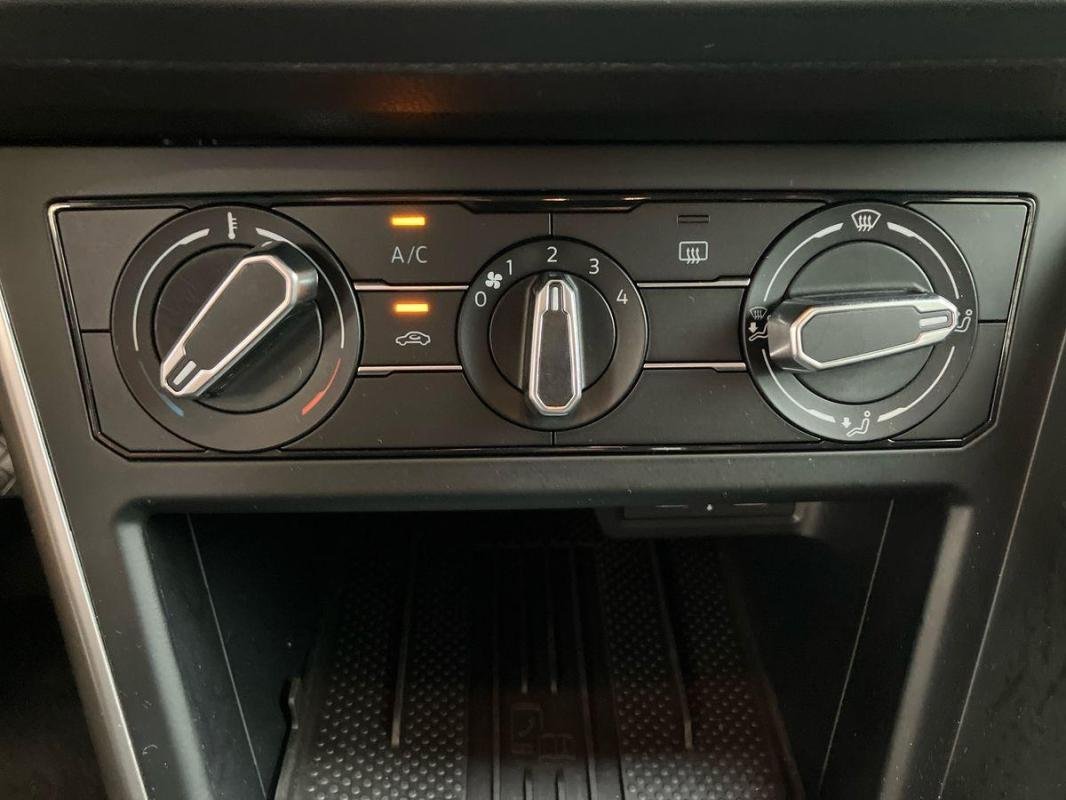 Volkswagen Polo - Photo 18