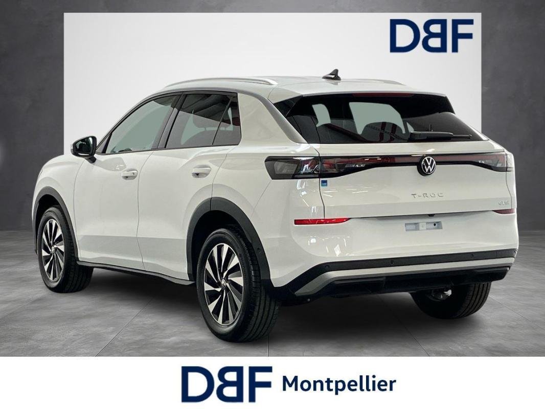 Volkswagen T-Roc - Photo 3