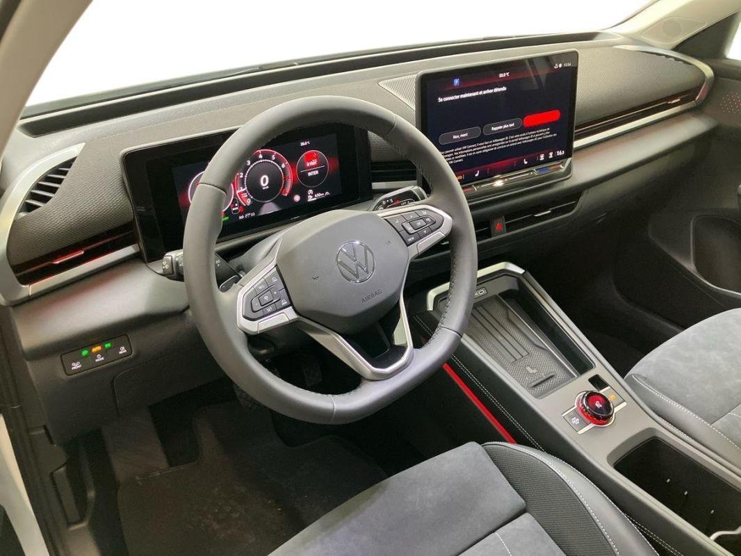 Volkswagen T-Roc - Photo 9
