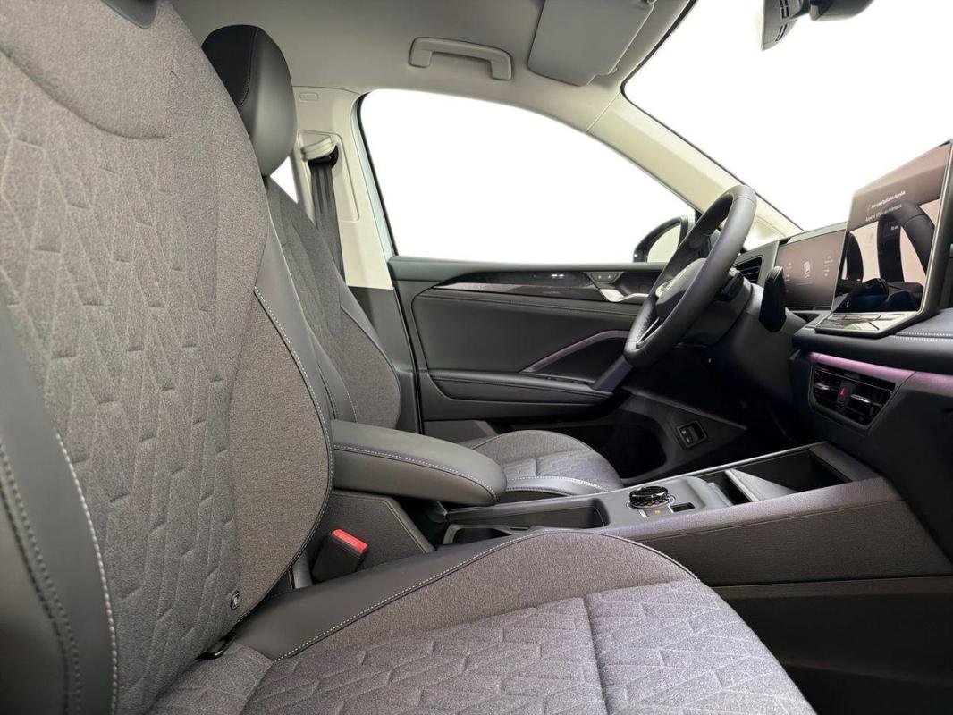 Volkswagen Tiguan - Photo 13