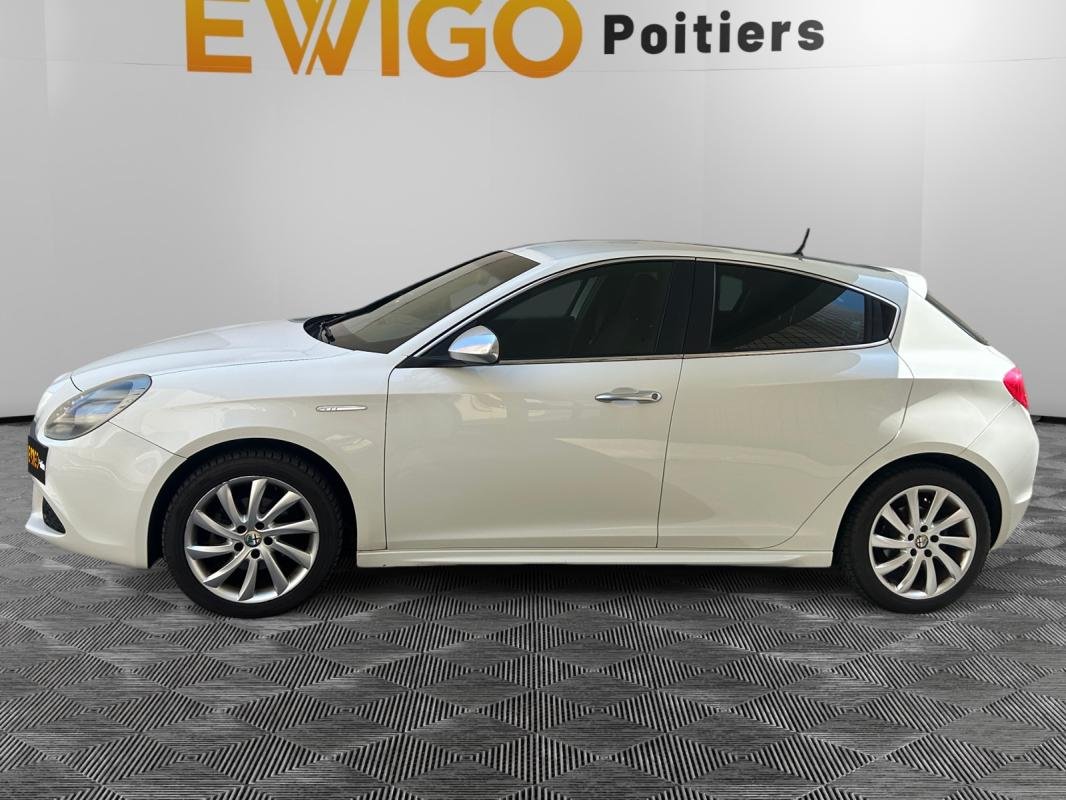 Alfa Romeo Giulietta - Photo 3